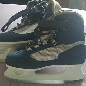 youth ice skates size 3